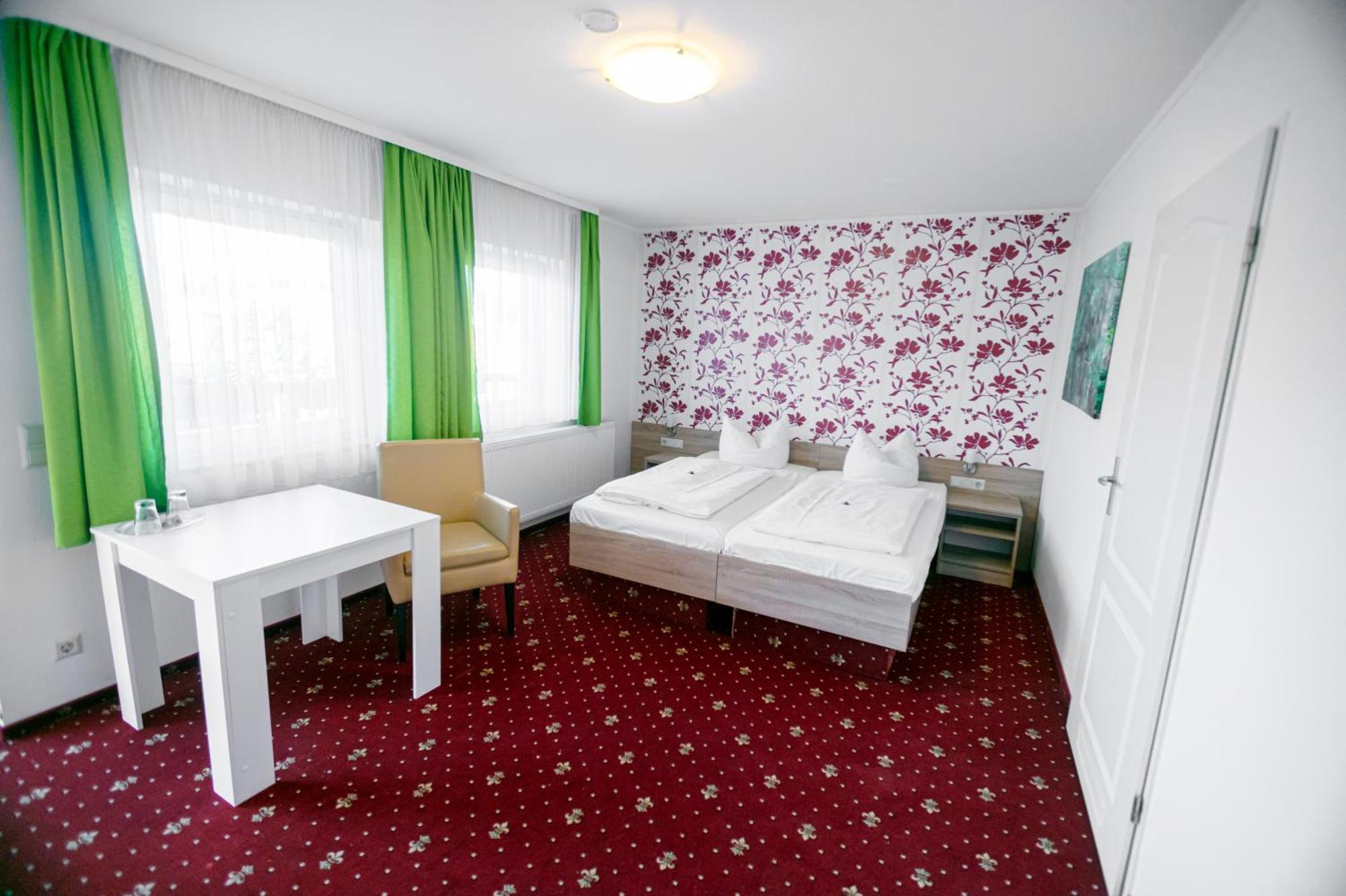 Hotel Zum Goldenen Loewen Пайц Экстерьер фото